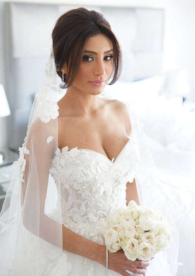 Ball Gown Sweetheart Cathedral Train Tulle Wedding Dresses With Appliqued Beaded