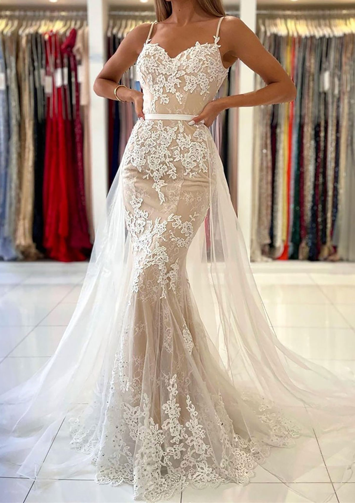 Trumpet/Mermaid Spaghetti Straps Court Train Lace Tulle Prom Dress With Waistband