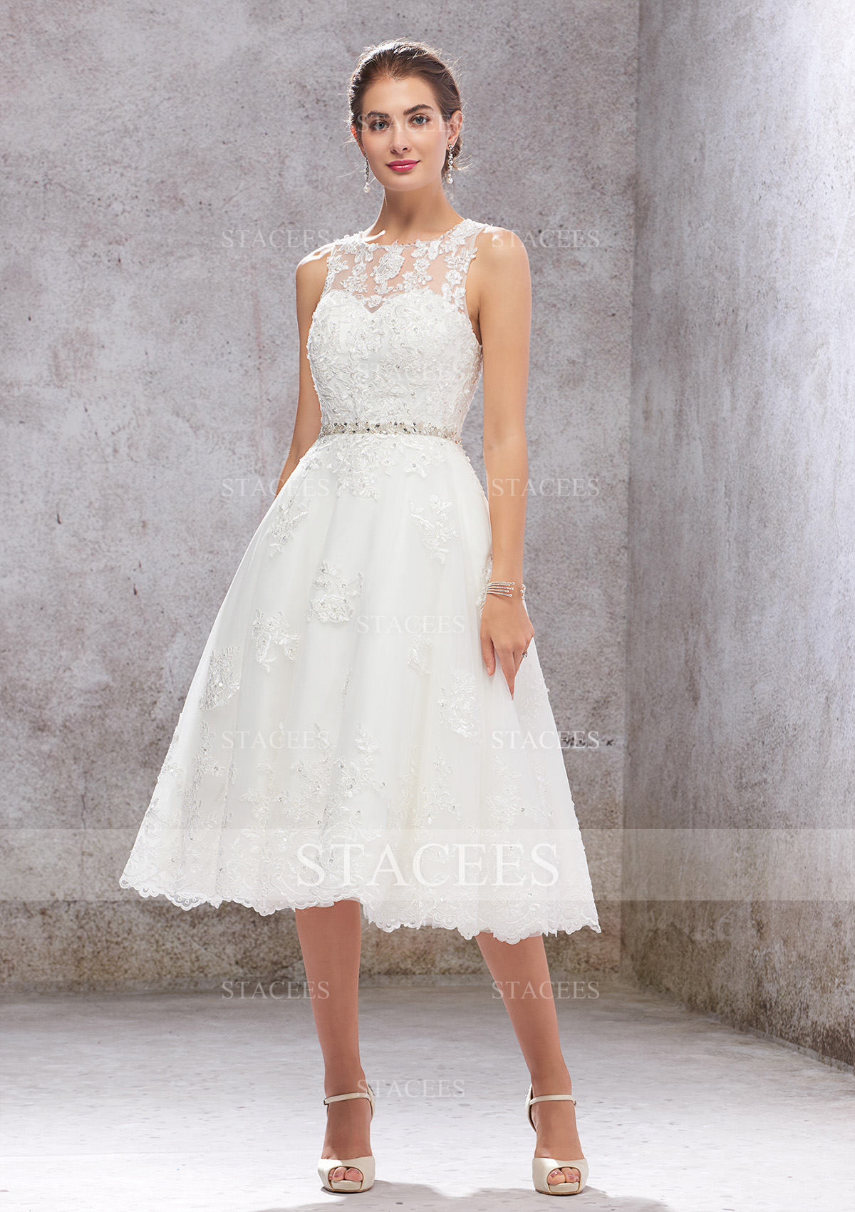 Vestido línea a escote ilusión encaje tul hasta la tibia vestido de novia