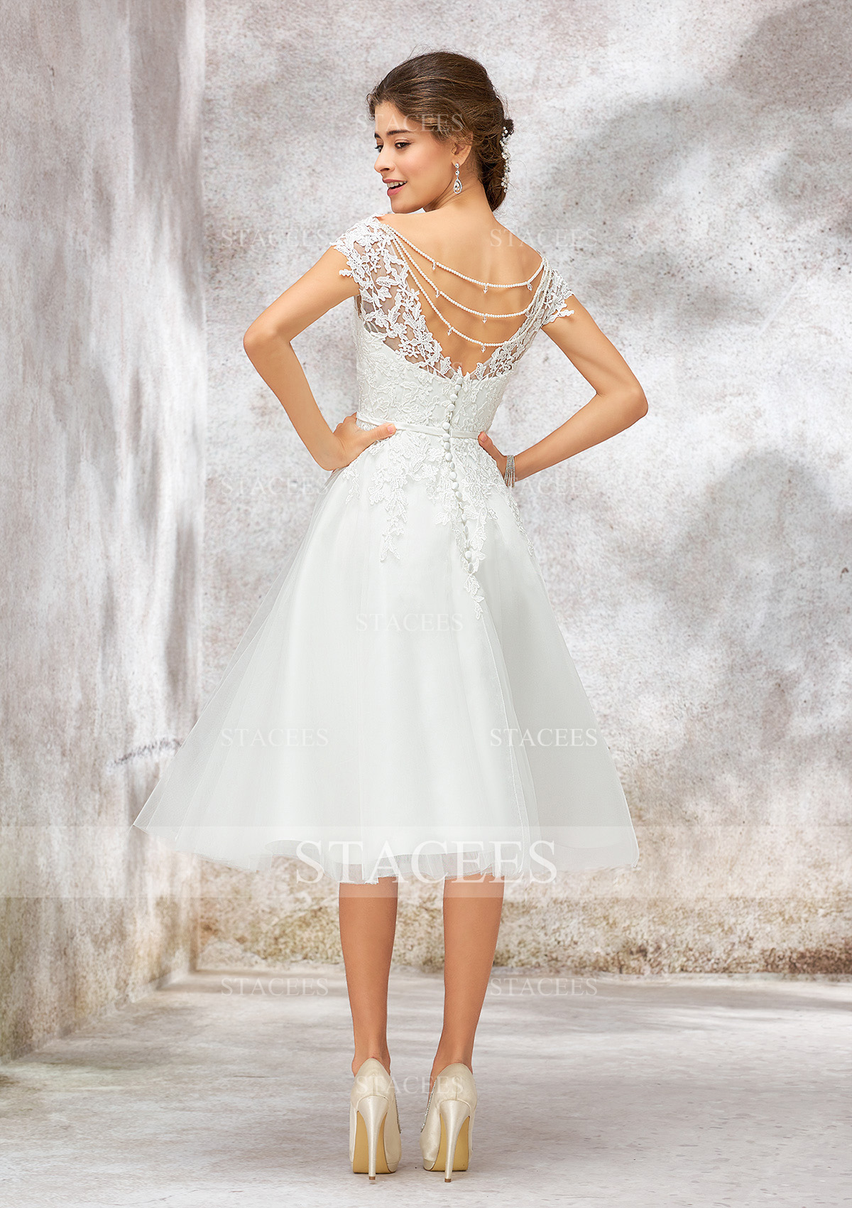 tea length fitted wedding dresses Amazon.com: LECOYOYO Tulle Lace Short Wedding Dresses for Bride V Neck Wedding  Gowns Tea Length Bridal Gowns,Ivory US2 : Clothing, Shoes & Jewelry