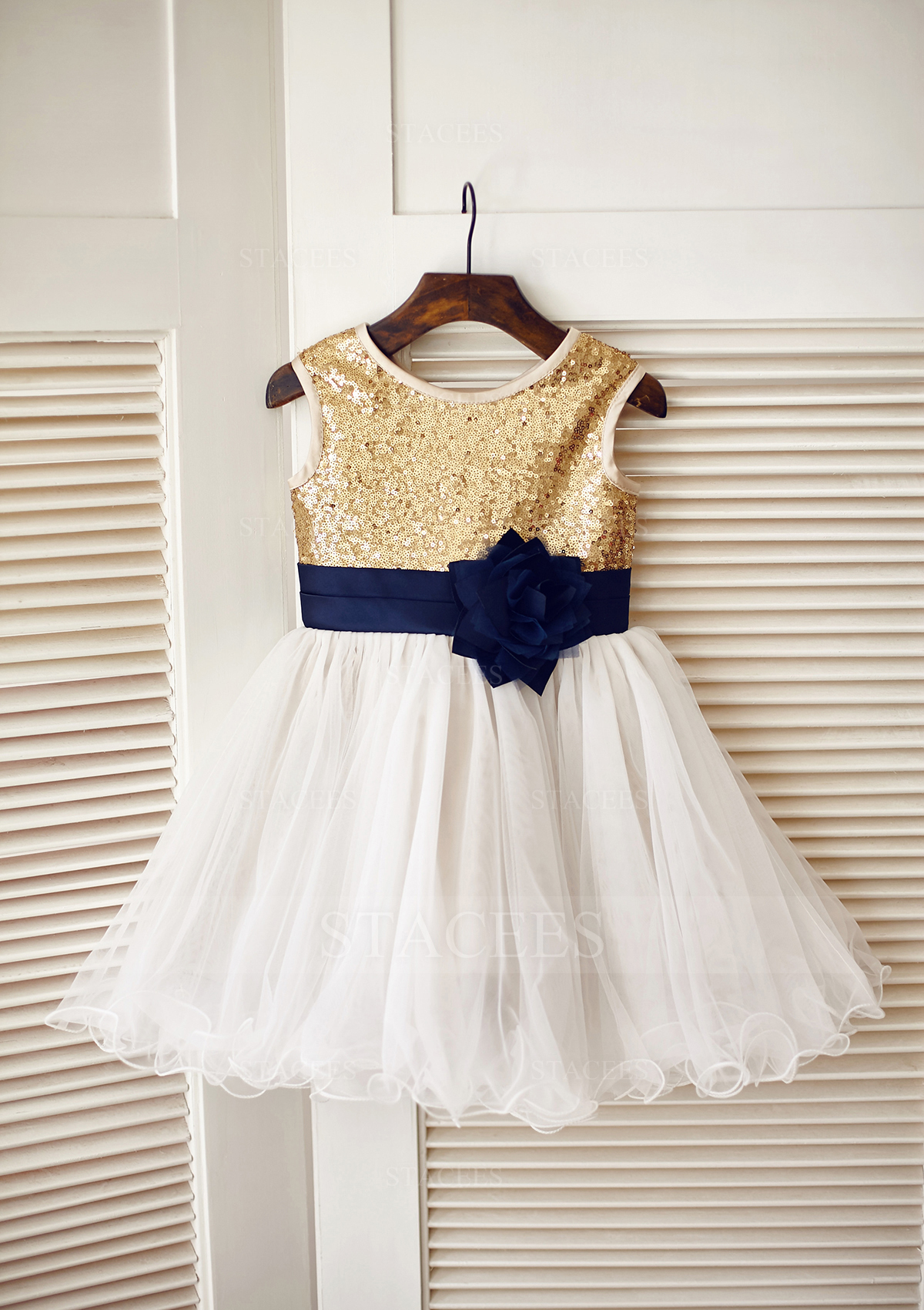 Champagne A-line/Princess Scoop Neck Short/Mini Tulle Sequined Flower Girl Dress With Flowers Sashes - STACEES