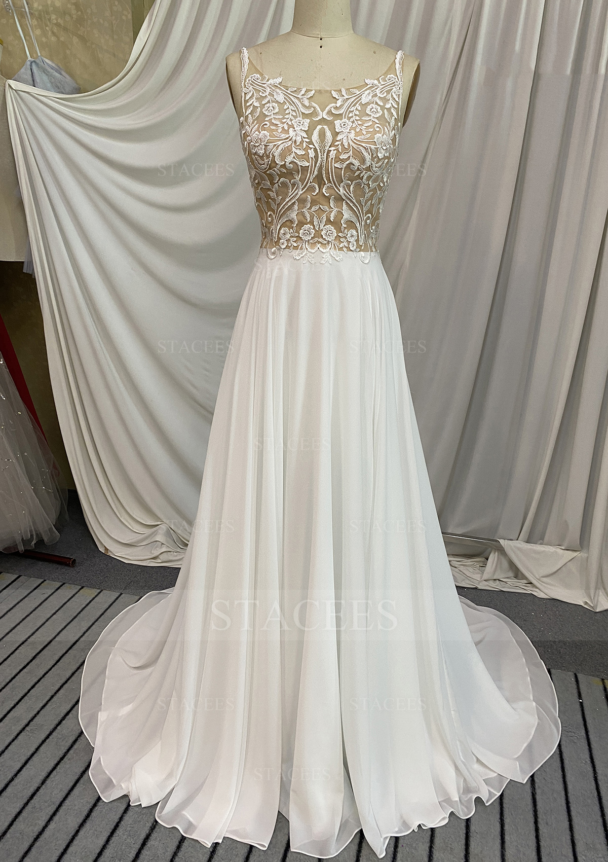 Ivory Chiffon Scoop Neck Wedding Dress A-line Court Train With Appliqued - STACEES