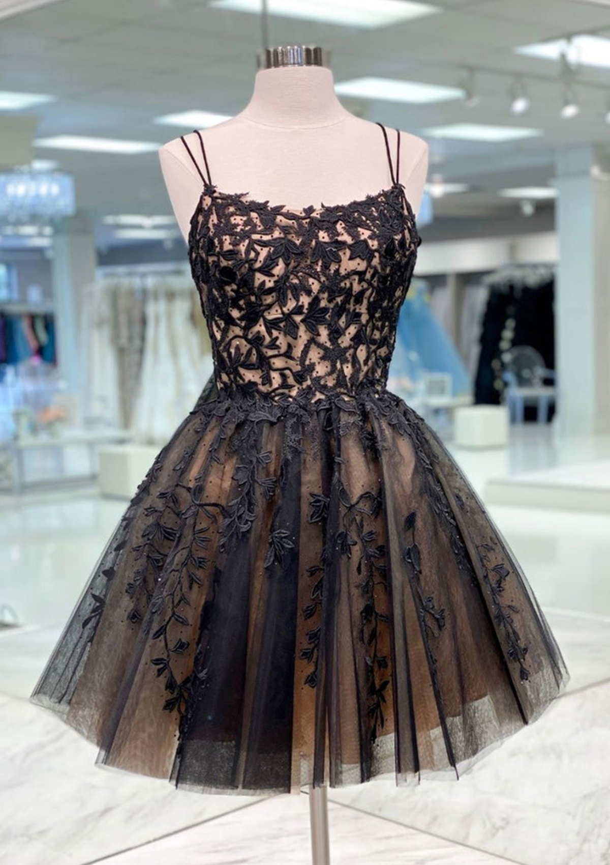 Black Lace Tulle Short/Mini A-line Bateau Homecoming Dress With Beading - STACEES