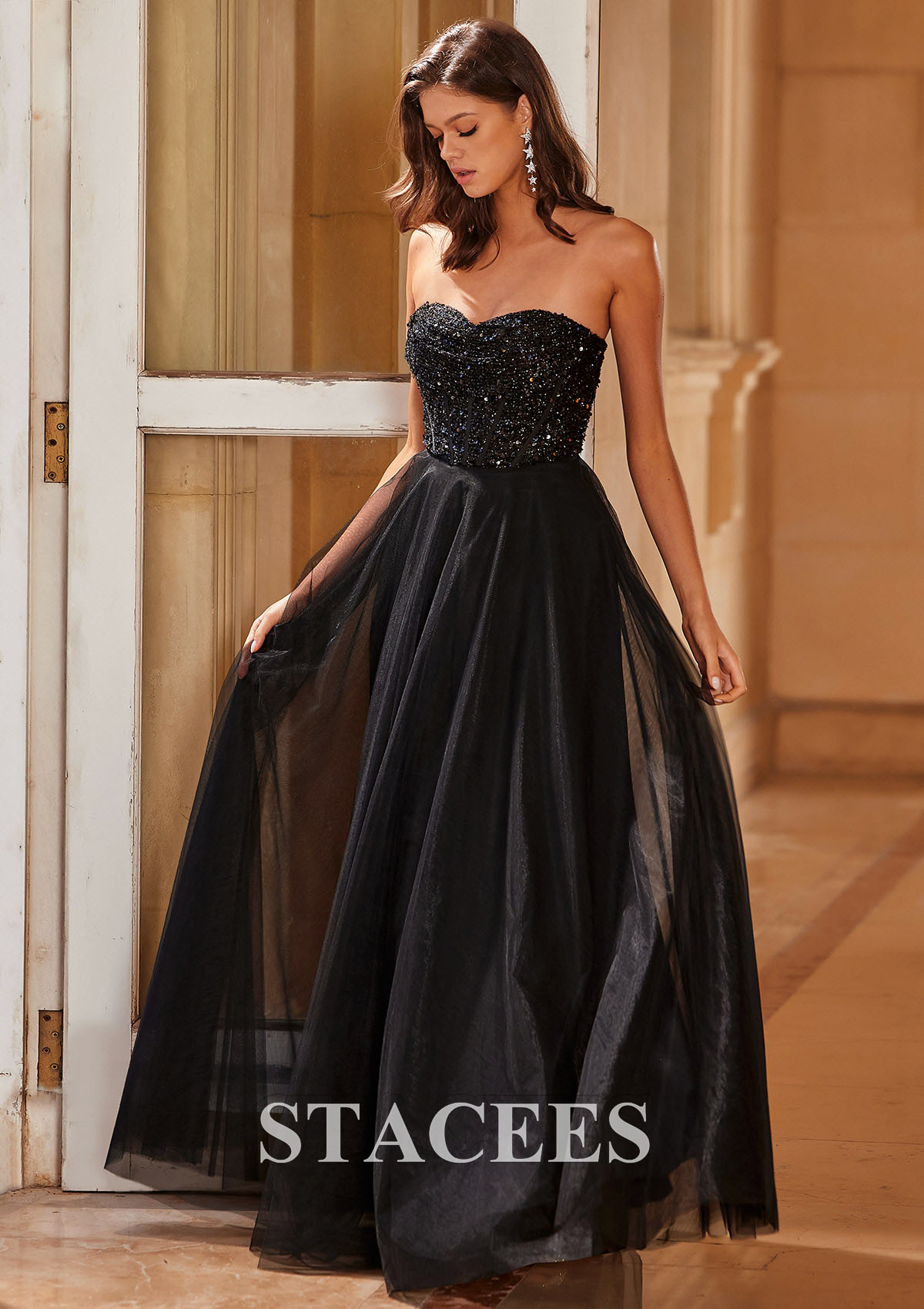 Black A-line Sweetheart Tulle Floor-Length Prom Dress with Sequins - STACEES