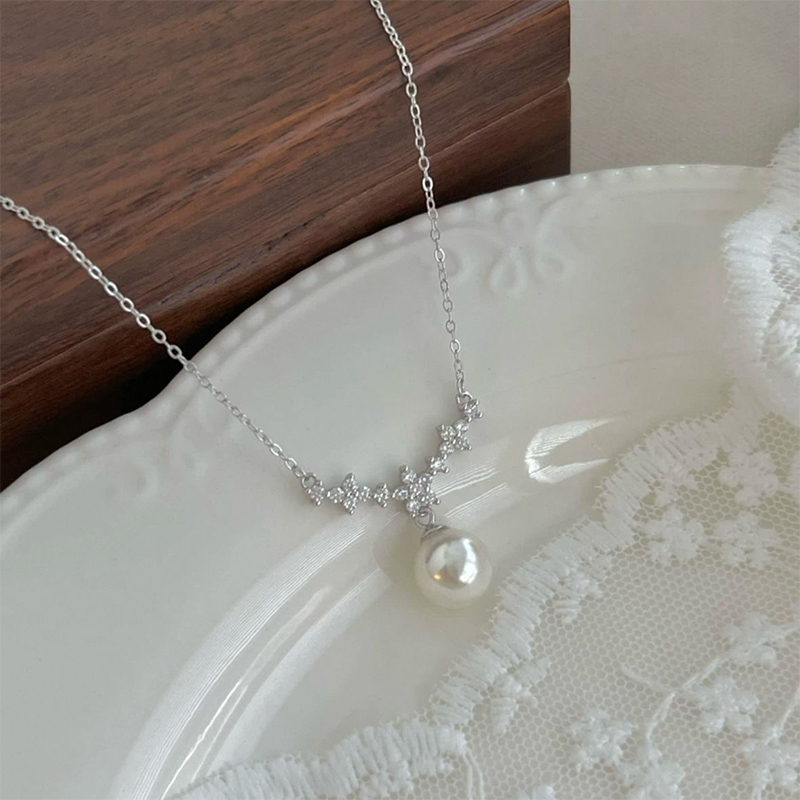 Élégant exquis fleur cuivre colliers avec zircone cubique perles d'imitation