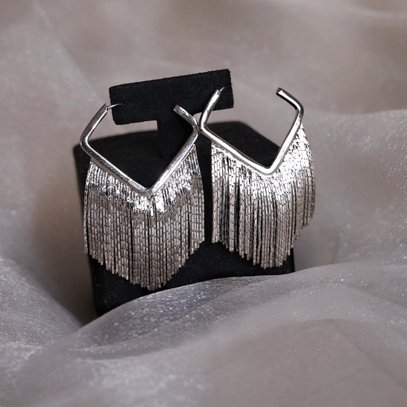 Pendientes atractivos de cobre con poste de plata S925 para mujer