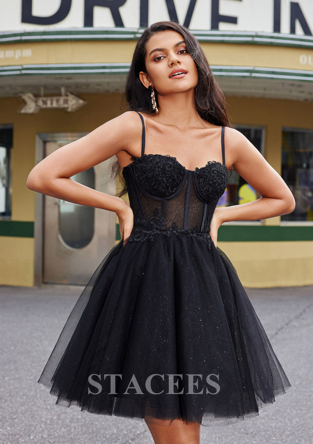 Black Vestido línea a cuello de corazón tul corto/mini vestido para homecoming - STACEES