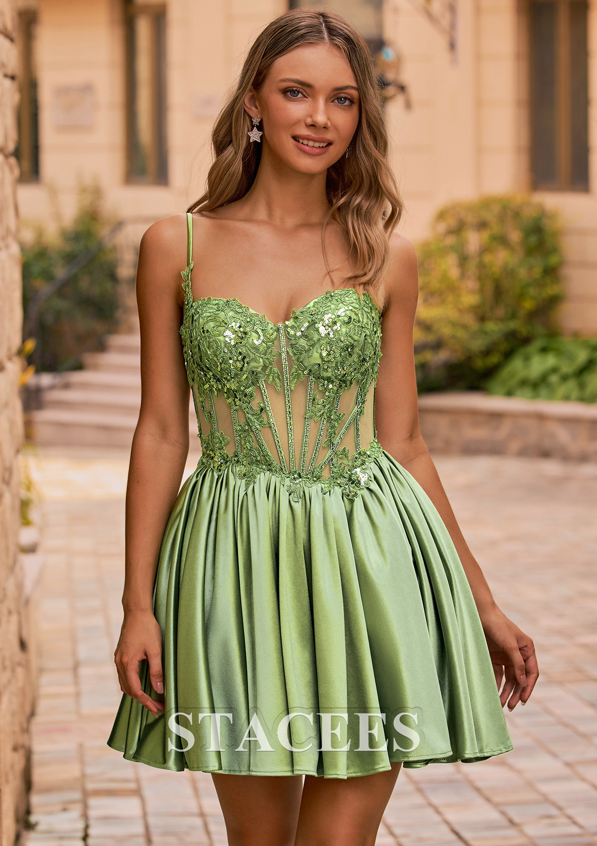 Céladon Robe trapèze cache coeur soie comme du satin courte/mini robe de fête de la rentré avec appliqué perles - STACEES