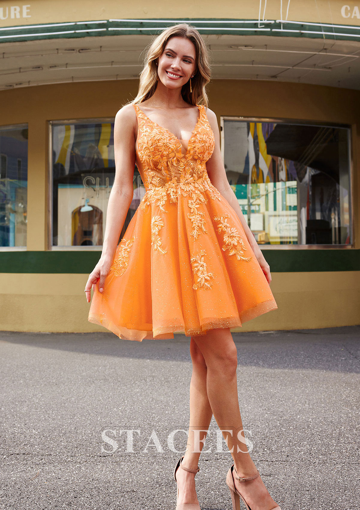 Orange Délicat robe trapèze col en v tulle courte/mini robe de fête de la rentrée avec appliqué paillettes - STACEES