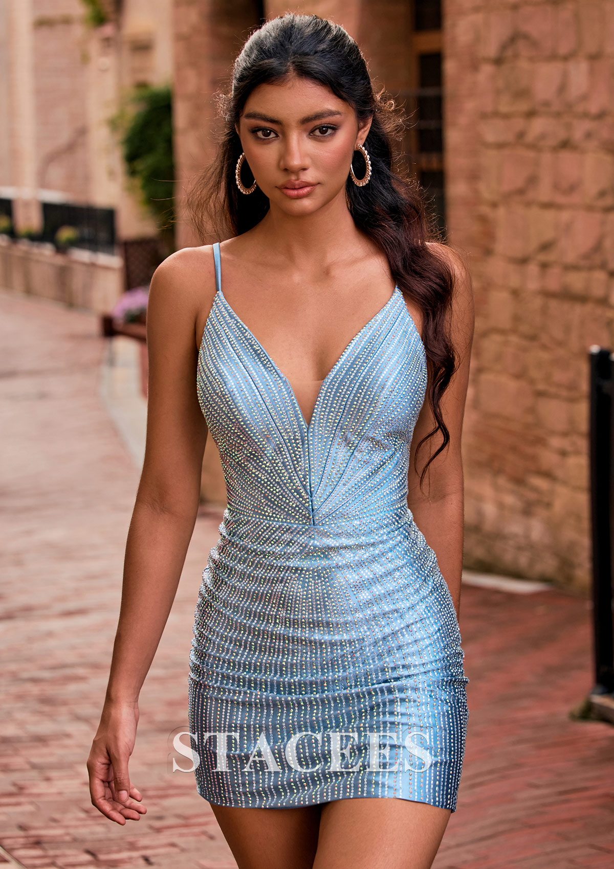 Bleu Ciel Fourreau col en v soie comme du satin courte/mini robe de fête de la rentrée avec perles - STACEES