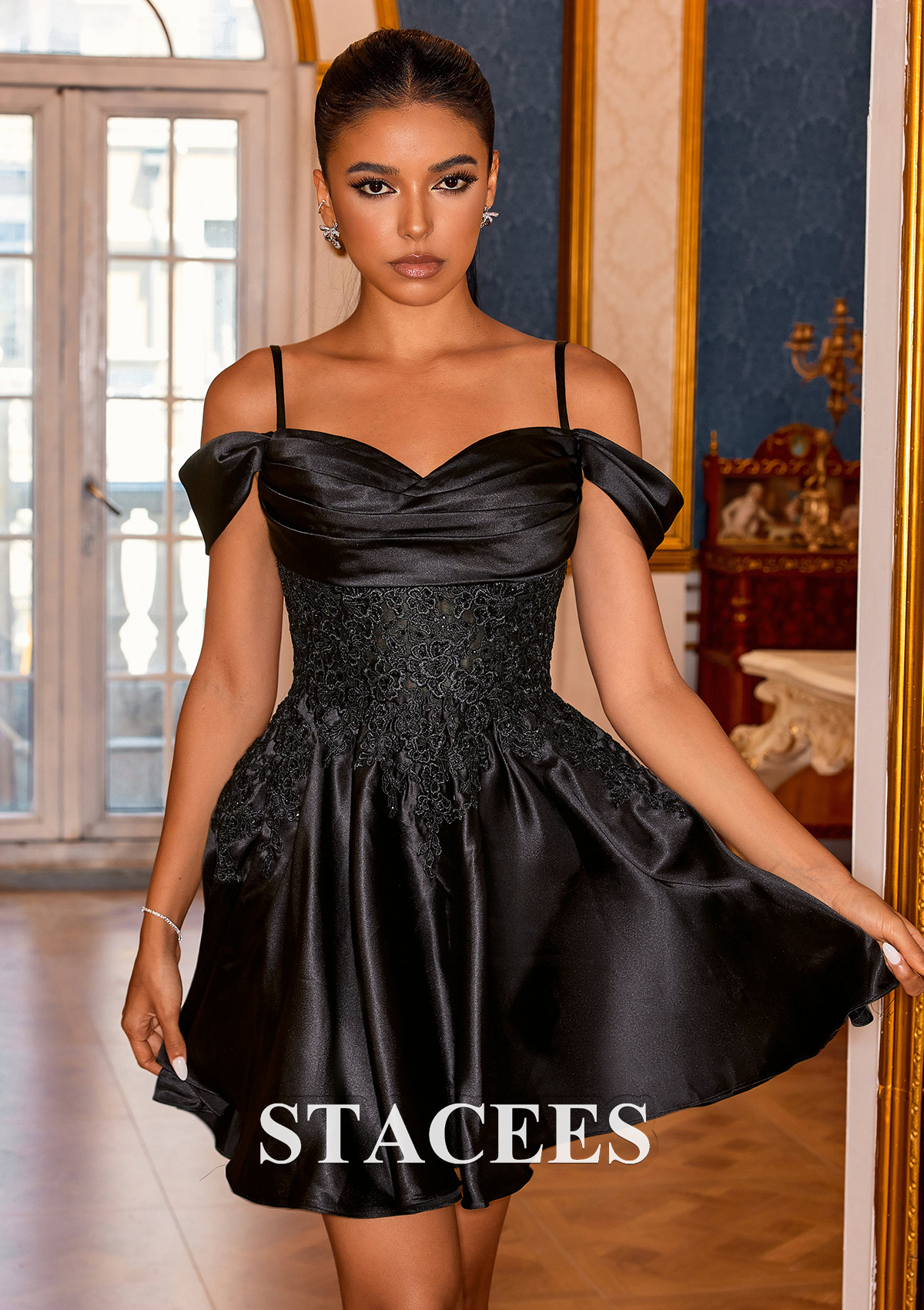 Noir Robe trapèze épaule dénudée satin courte/mini robe de fête de la rentrée - STACEES