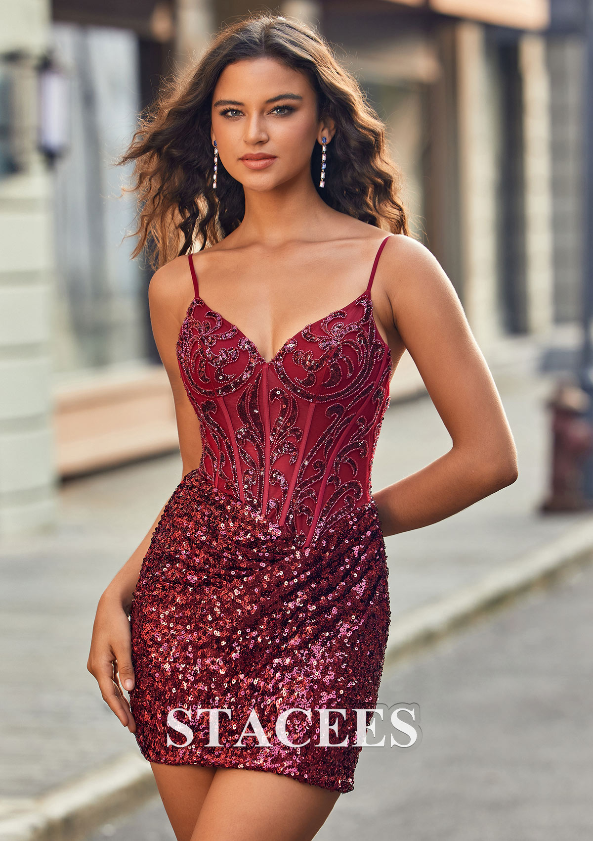 Bordeaux Fourreau col en v paillettes courte/mini robe de fête de la rentrée - STACEES