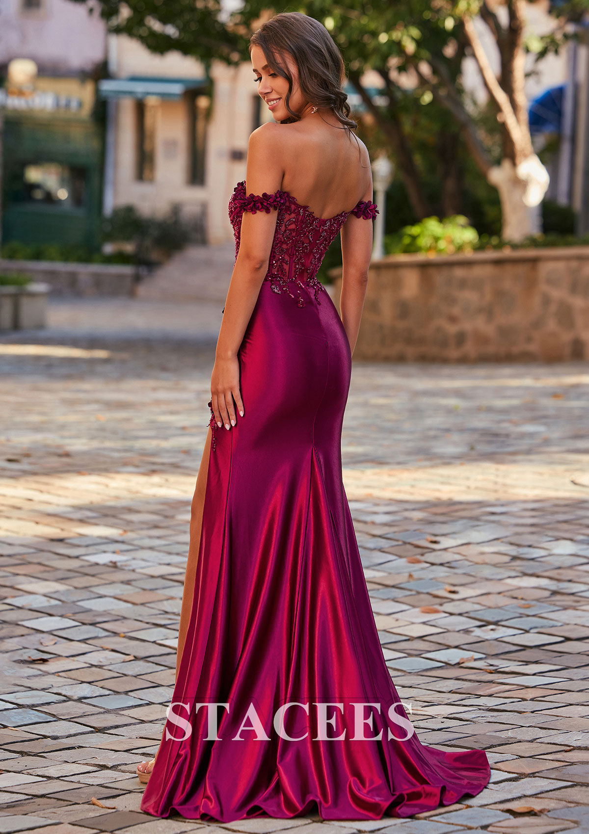 Bordeaux Trumpette/Sirène épaule dénudée soie comme du satin traîne balayage robe de bal  - STACEES