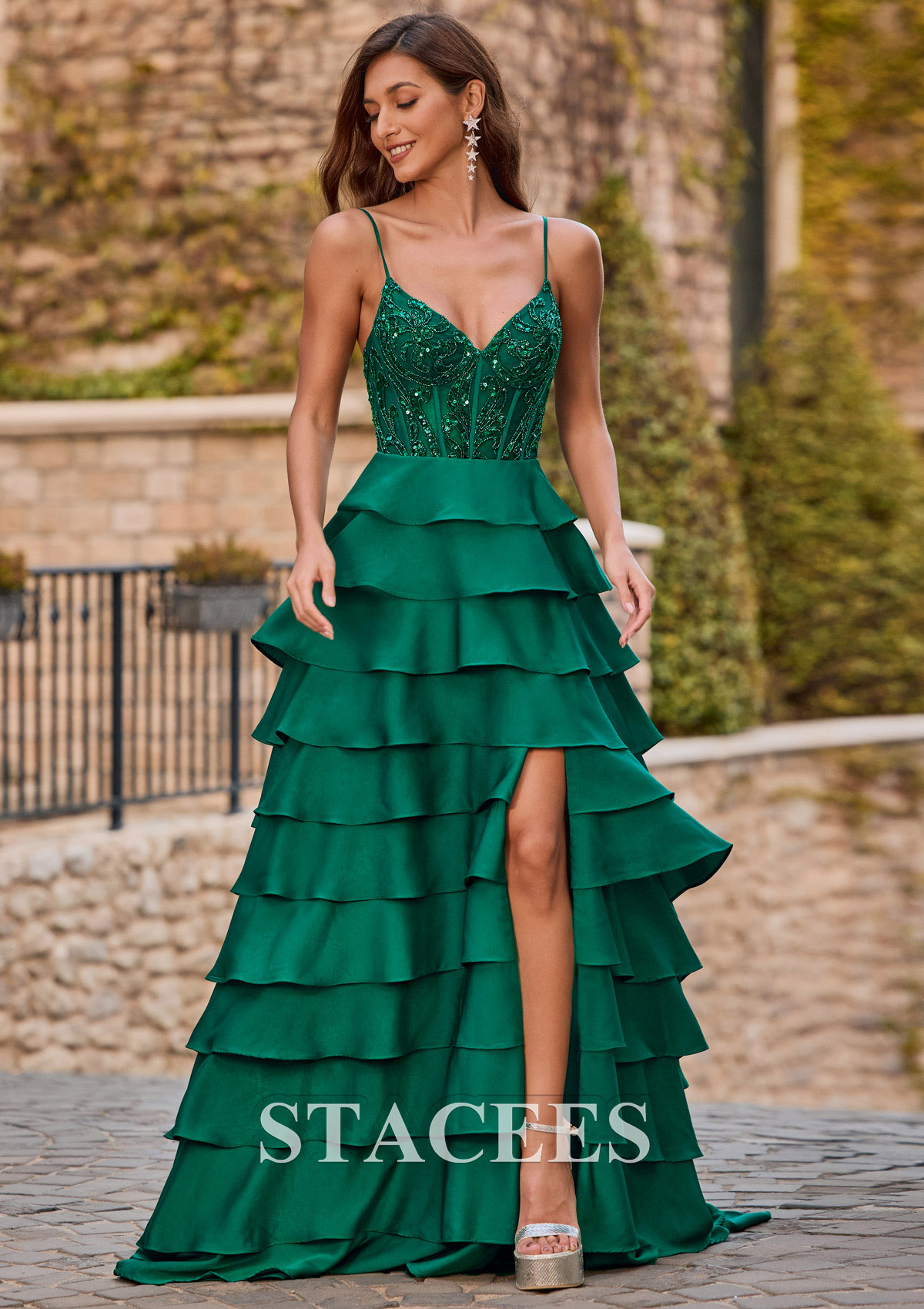 Vert Foncé Trapèze col en v satin extensible traîne balayage robe de bal  - STACEES