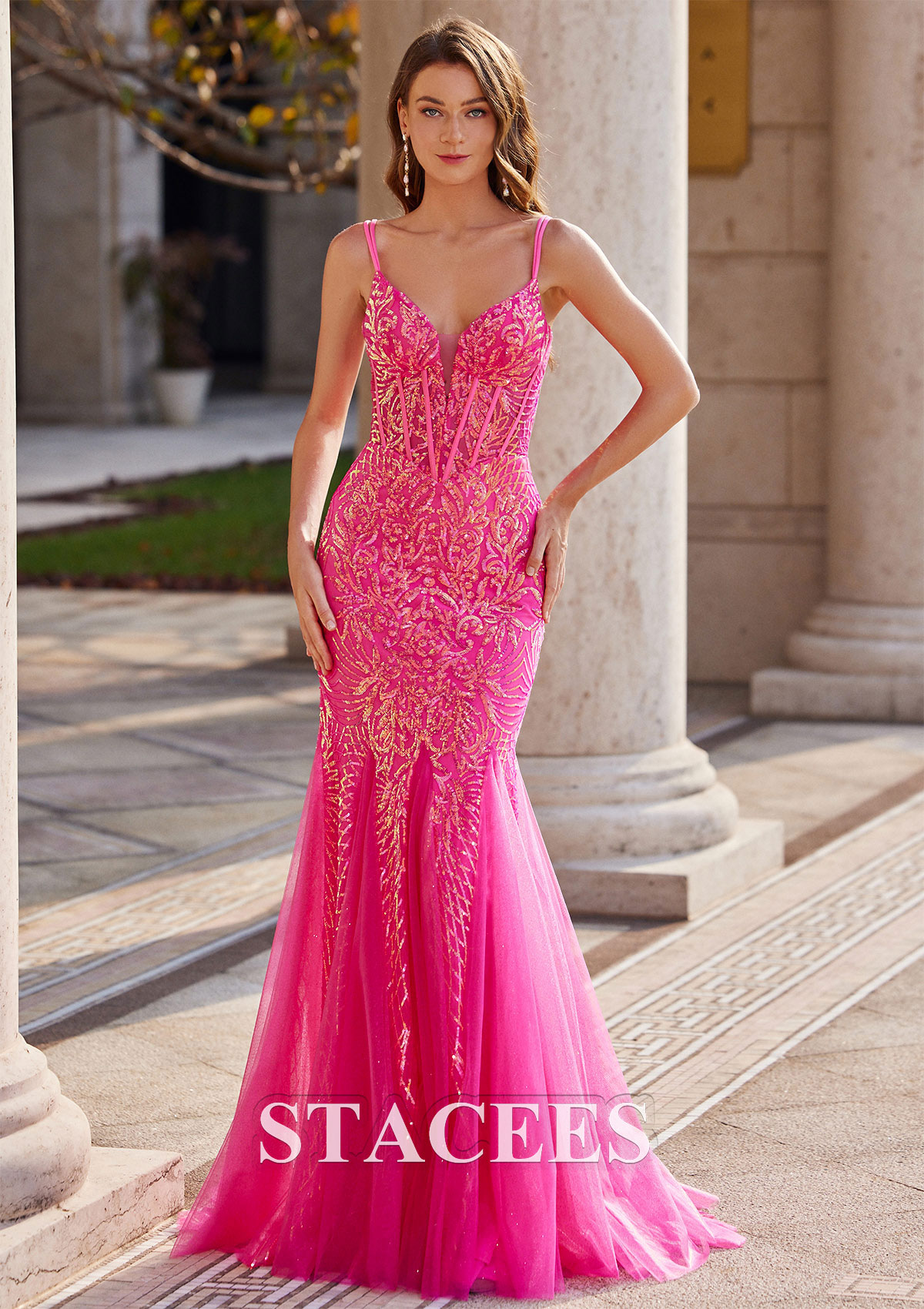 Fuchsia Corte trompeta/sirena escote en v barrer tren tul vestido de graduación - STACEES