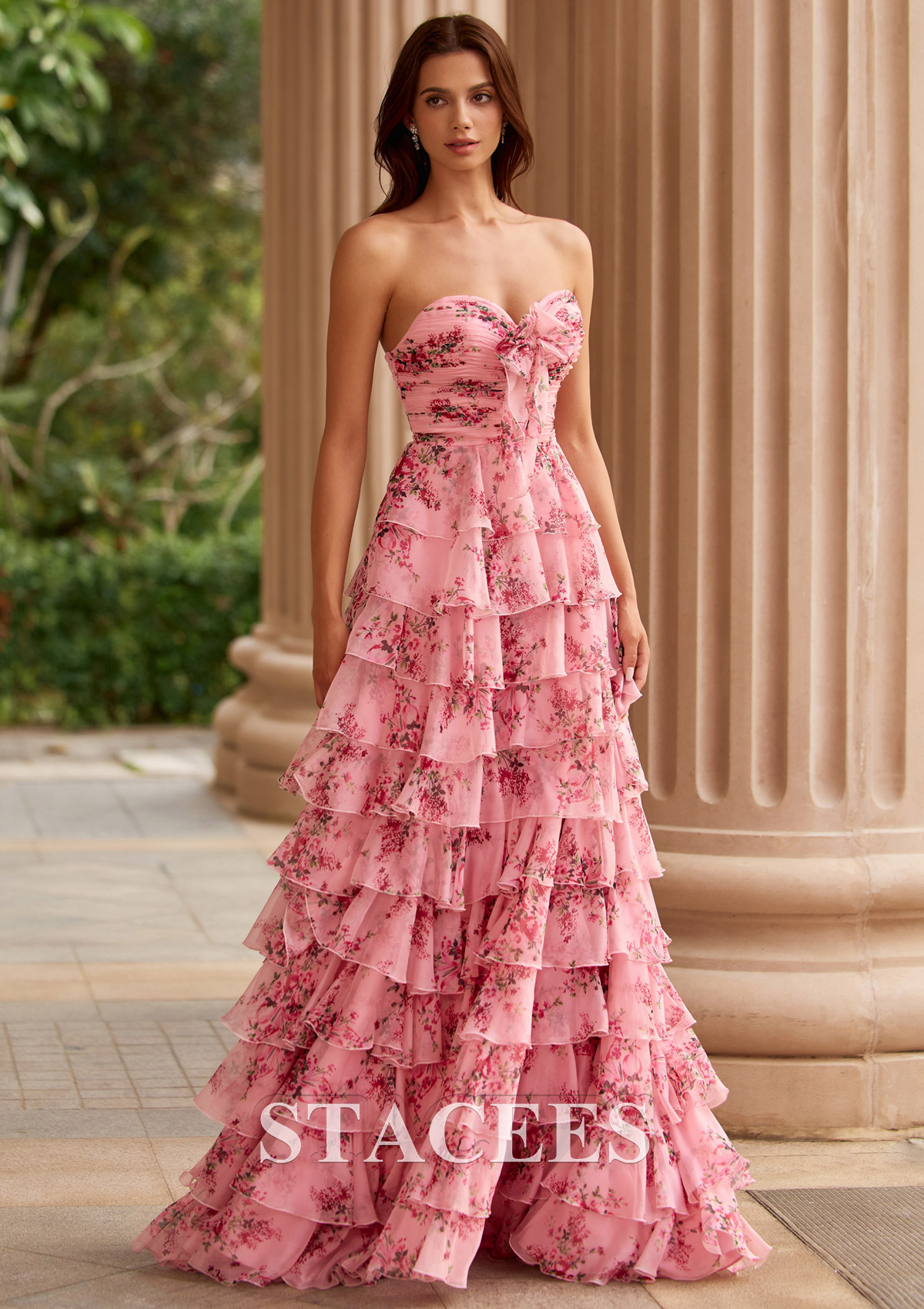 Blushing Pink Floral Trapèze cache coeur mousseline traîne balayage robe de bal avec volants fendue trou de serrure - STACEES