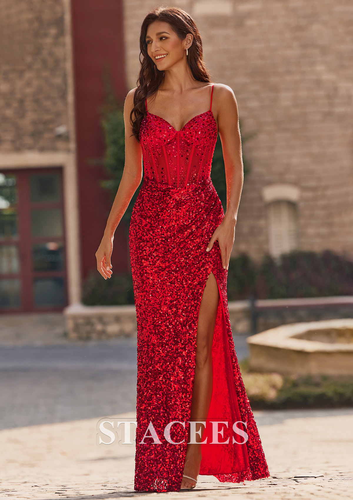Rouge Fourreau col en v paillettes longueur ras du sol robe de bal avec perles plissé fendue - STACEES