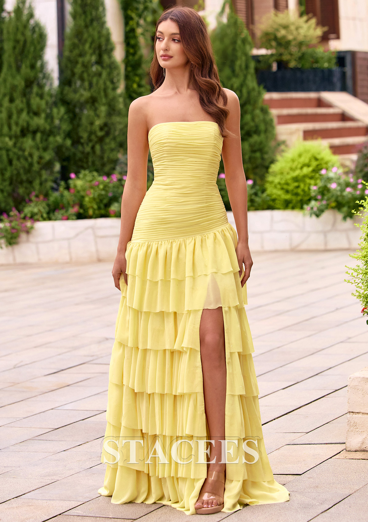 Jaune Trapèze carrée mousseline traîne balayage robe de bal avec strass thermocollant plissé - STACEES