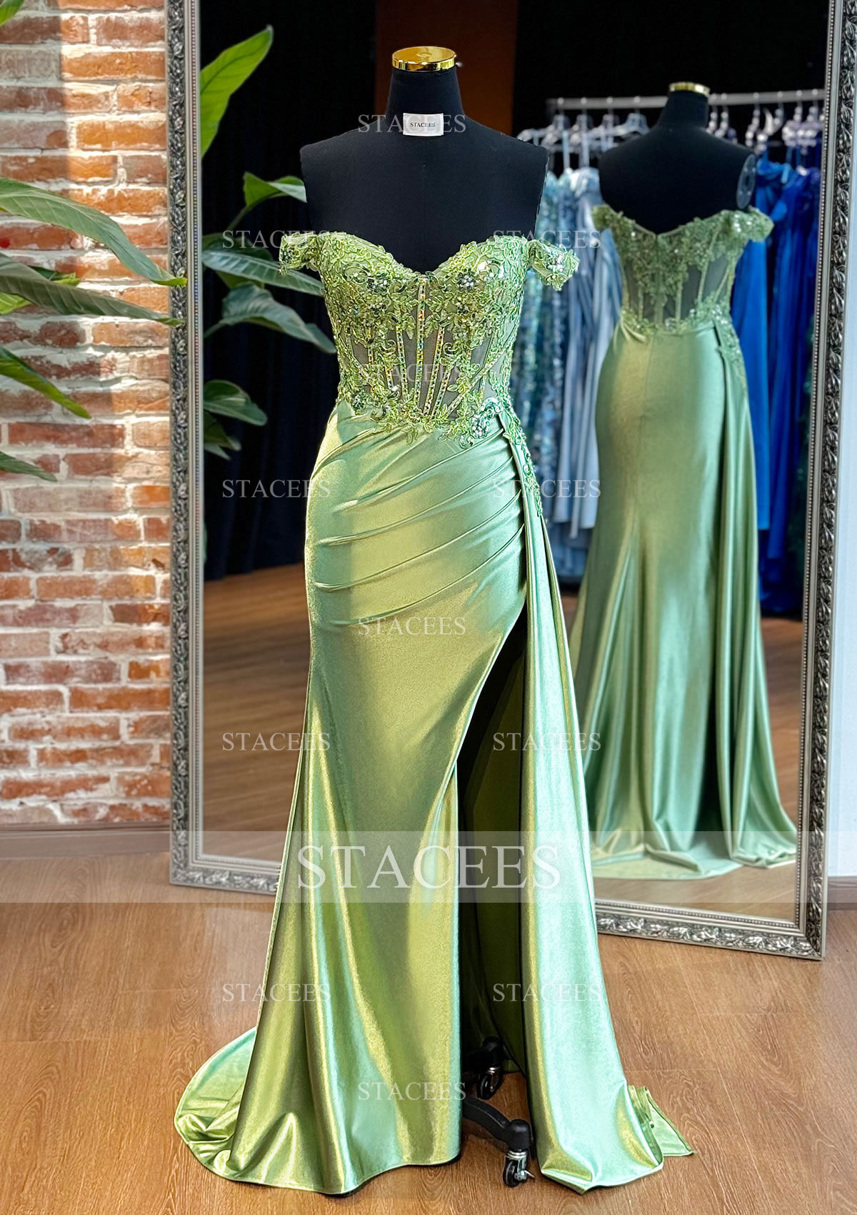 Céladon Fourreau épaule dénudée soie comme du satin Traîne balayage robe de bal avec drapé latéral fendue - STACEES